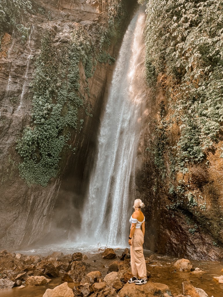 CASCATA MUNDUK